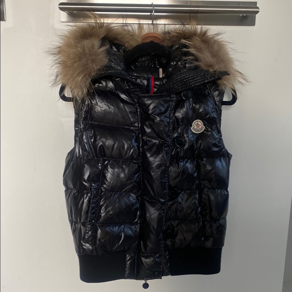 Moncler Tarn Gilet Black Puffer Vest with Fur Trim